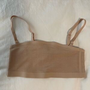 SKIMs mesh strapless bra with detachable straps! Size XS. Like new.